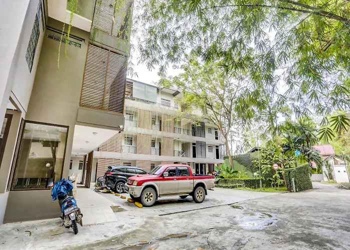 Oyo 90027 Ulin Guesthouse Samarinda